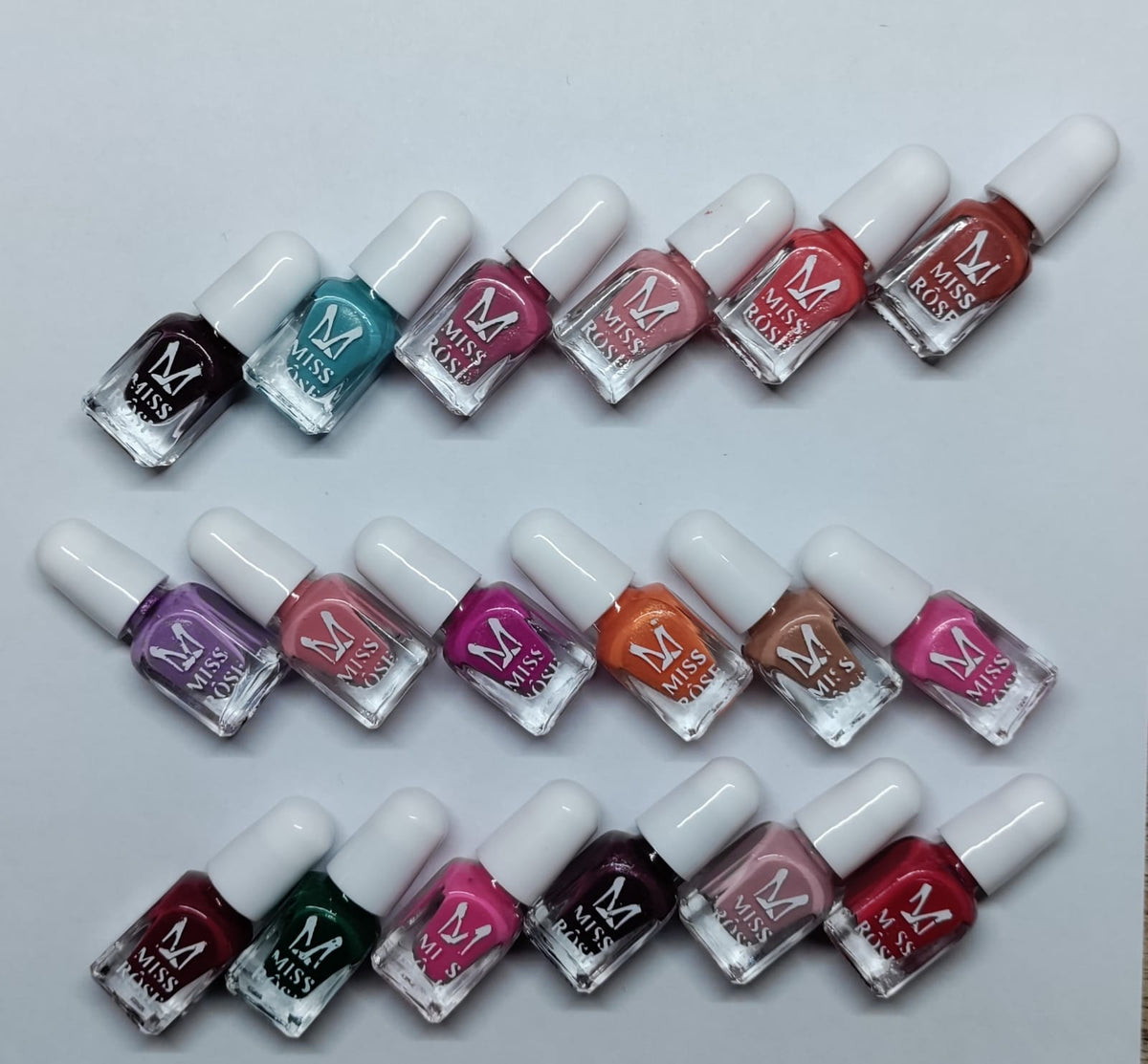 Nail Paints Nail Polish High Quality in Multicolor for Women Quick Dry - pack of